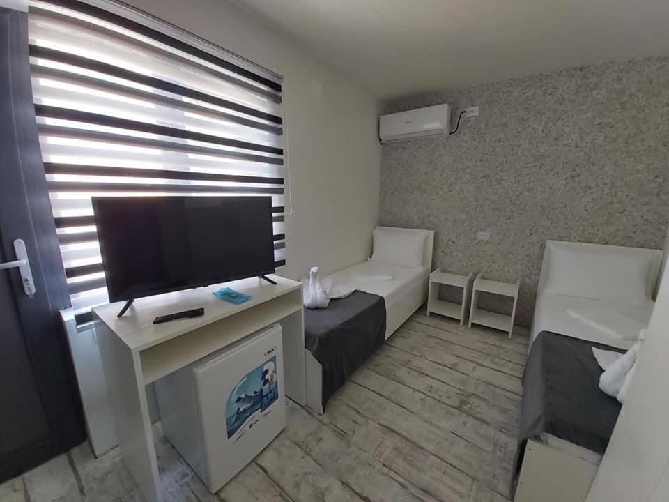 Amalya Hotel Konstanca Kültér fotó